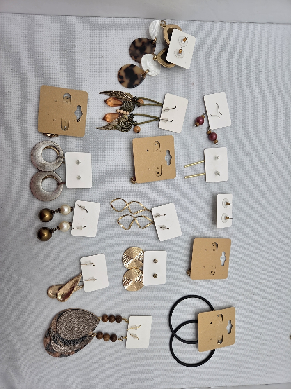 HUGE! 38pc Vintage To Now Jewelry Lot CHICO'S KENNETH LANE NRQ Necklace Earrings - Picture 12 of 16
